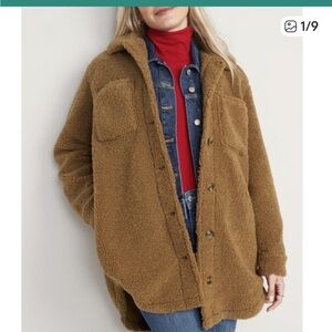 Old Navy Brown Sherpa Teddy Jacket , Shaket in a XL. Great condition!